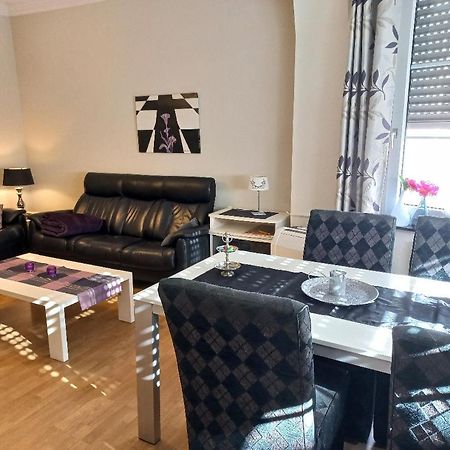 Ferienwohnung Brautroeckchen Bullay Exterior foto